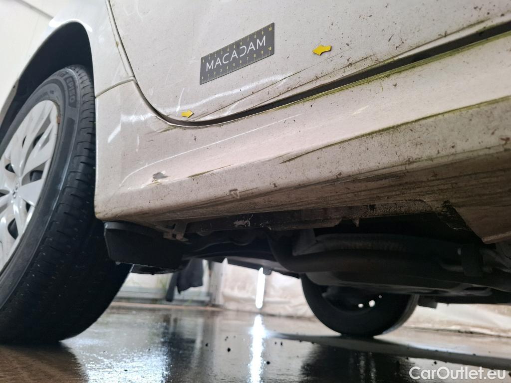  Toyota  Yaris TOYOTA  Hybride / 2019 / 5P / Berline Hybride 116h Dynamic Business Beyond Zer #5