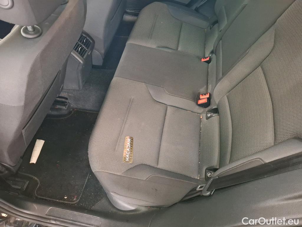  Volkswagen  Golf  VOLKSWAGEN 5p Berline 1.6 TDI 115 DSG7 Confort Business BMT #74