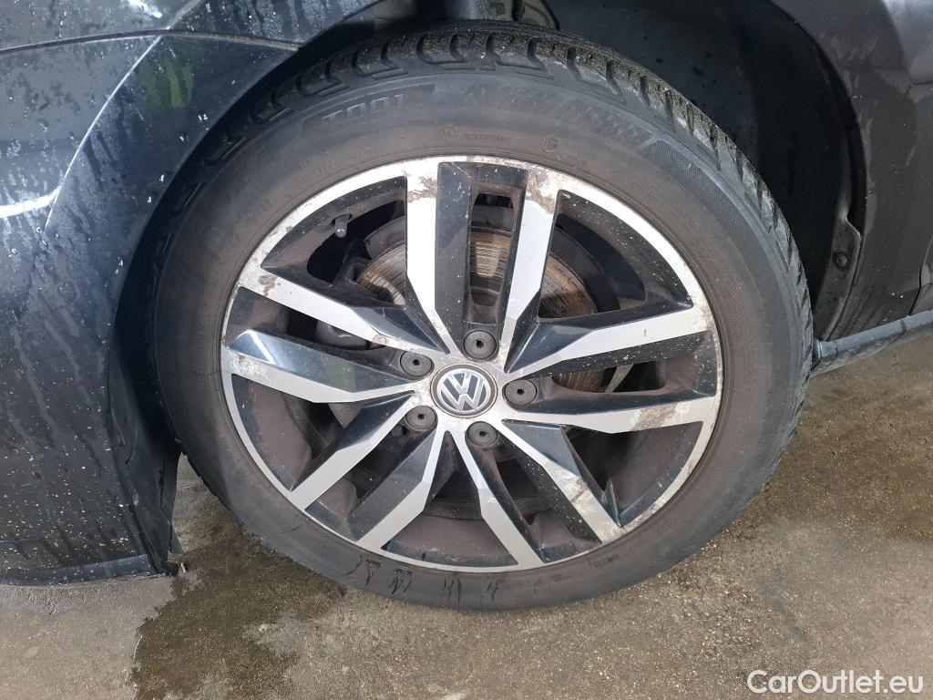  Volkswagen  Golf  VOLKSWAGEN 5p Berline 1.6 TDI 115 DSG7 Confort Business BMT #54