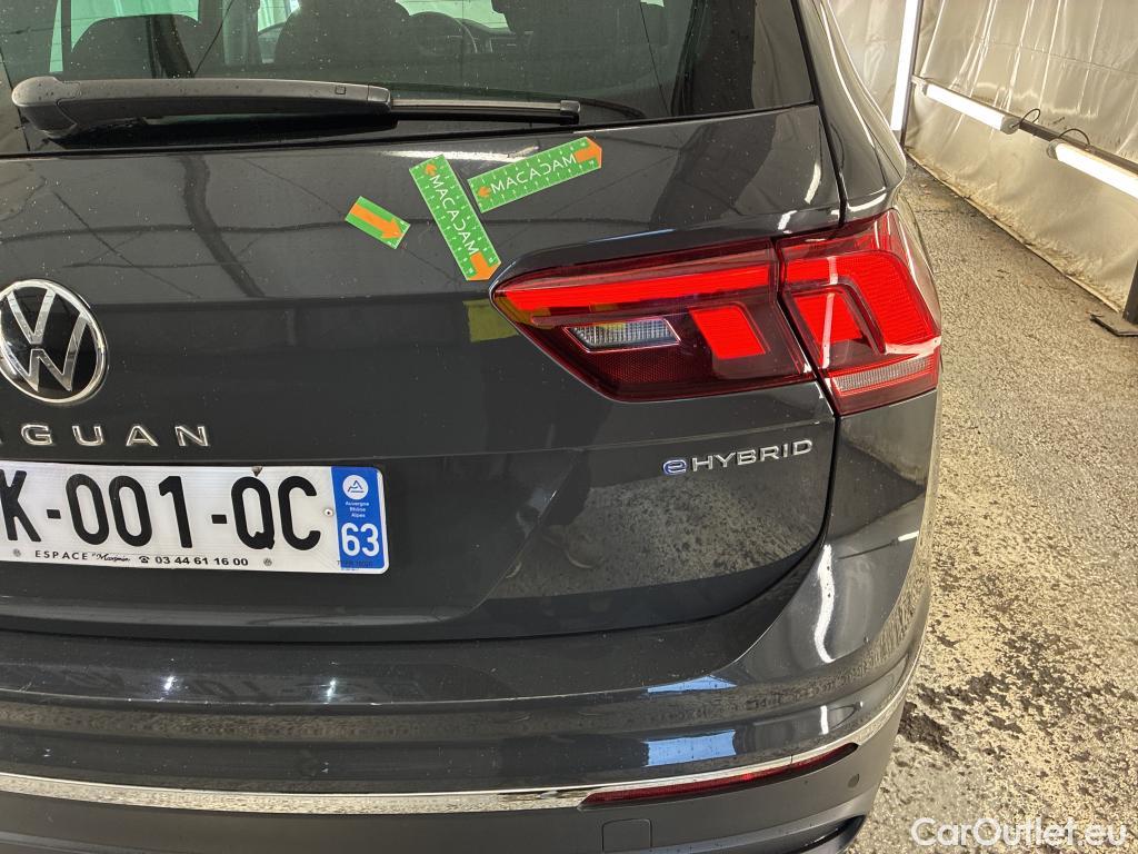  Volkswagen  Tiguan VOLKSWAGEN  / 2020 / 5P / SUV 1.4 eHybrid 245 DSG6 Life Business #1