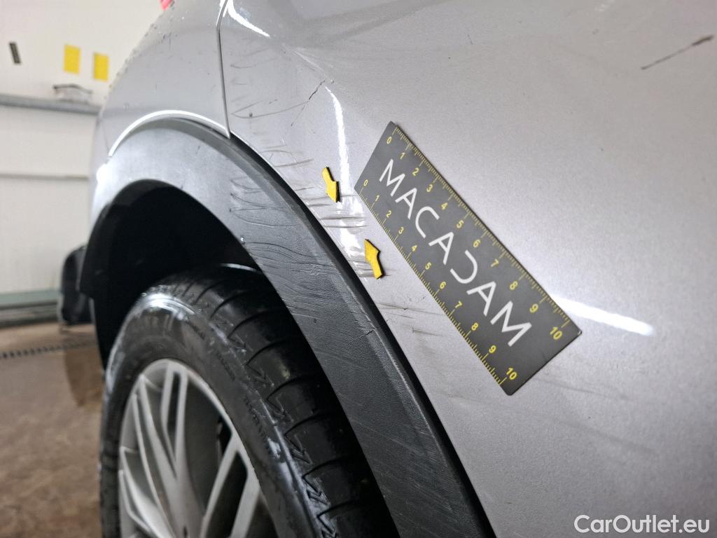  Toyota  C-HR TOYOTA  / 2016 / 5P / SUV 1.8 HYBRIDE 122 DISTINCTIVE #9