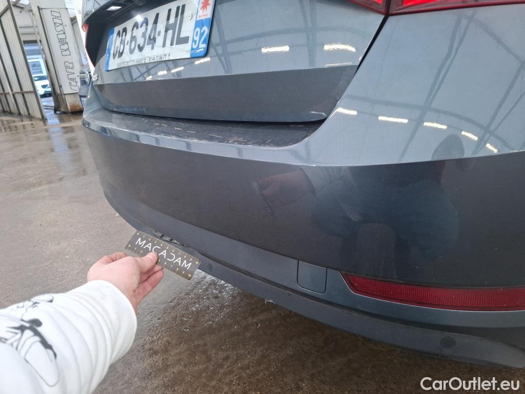  Skoda  Superb  Berline Business 2.0 TDI 120CV BVA7 E6d #23