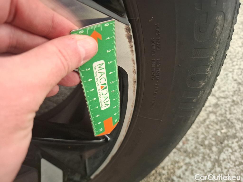  Nissan  Juke NISSAN  / 2019 / 5P / Crossover DIG-T 114 DCT Business+ OPERATION STOCK #14