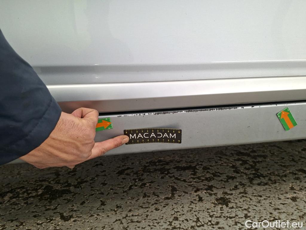  Hyundai   Ioniq Ioniq Business Hybrid 1.6 GDI 140CV BVA6 E6dT #40