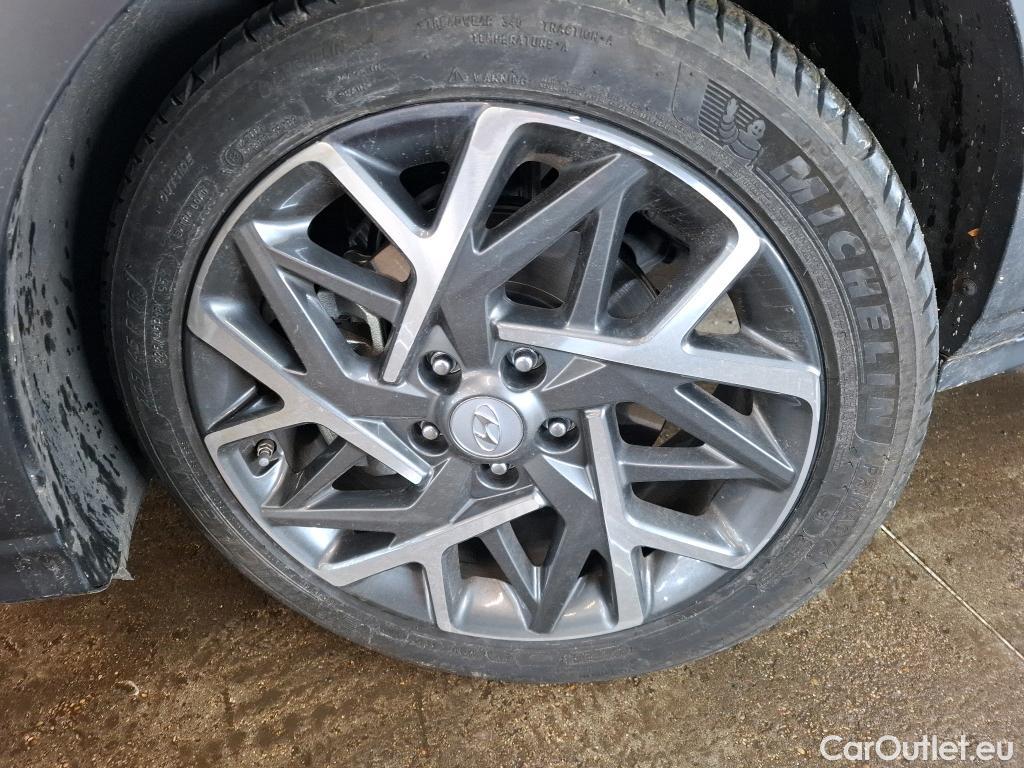  Hyundai  Konna HYUNDAI Kona / 2020 / 5P / SUV 1.6 HYBRID 141 EXECUTIVE HEV #23