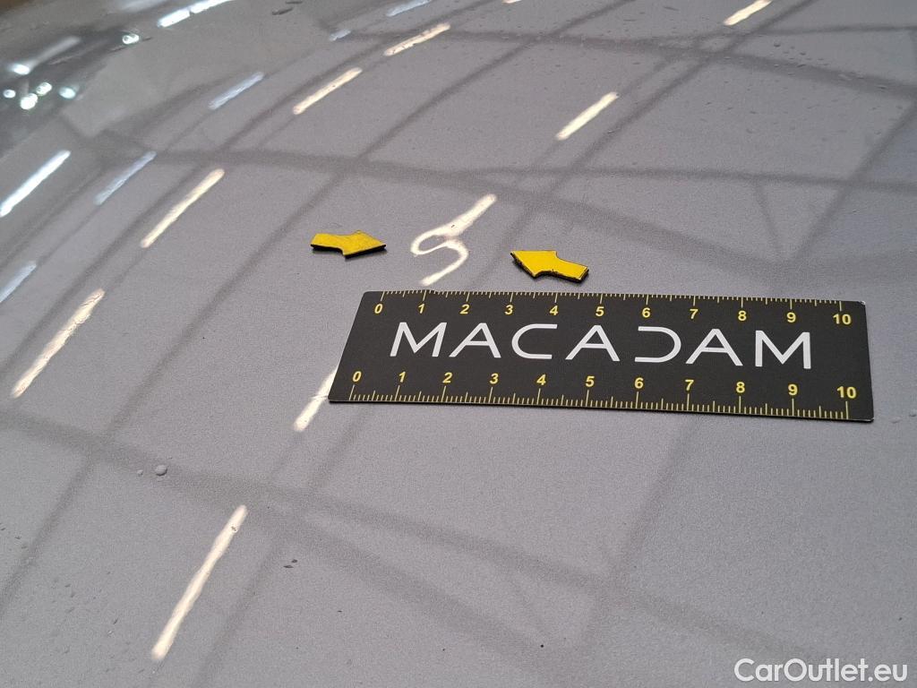  Toyota  C-HR TOYOTA  / 2016 / 5P / SUV 1.8 HYBRIDE 122 DISTINCTIVE #46