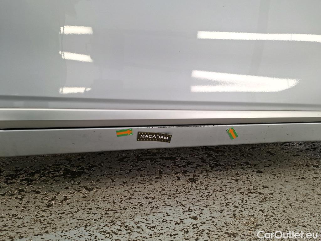  Hyundai   Ioniq Ioniq Business Hybrid 1.6 GDI 140CV BVA6 E6dT #39