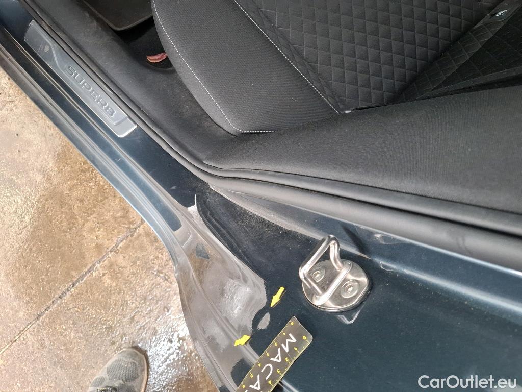  Skoda  Superb  Berline Business 2.0 TDI 120CV BVA7 E6d #22