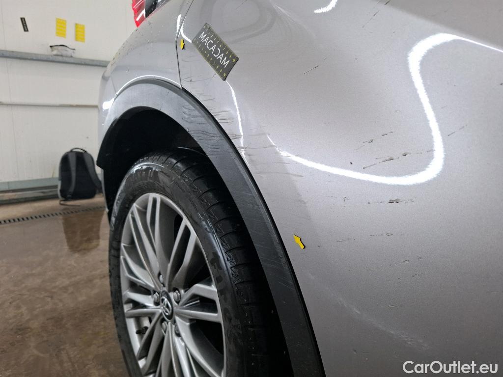  Toyota  C-HR TOYOTA  / 2016 / 5P / SUV 1.8 HYBRIDE 122 DISTINCTIVE #8