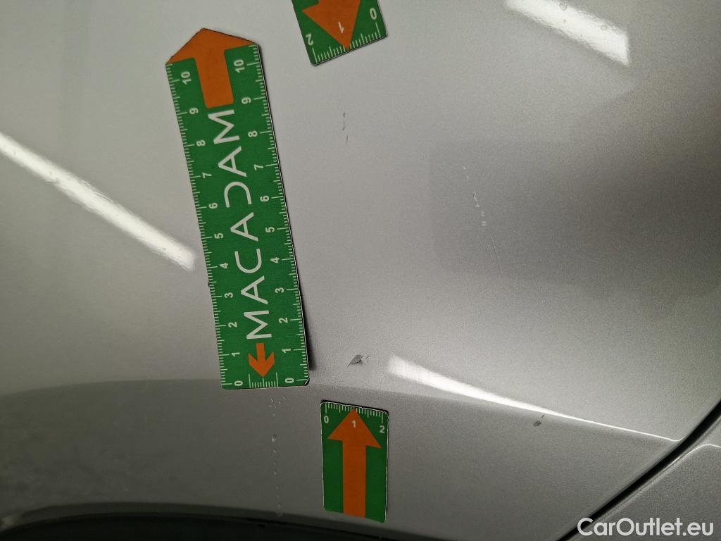  MG  EHS MG  / 2021 / 5P / SUV 1.5T GDI PHEV Luxe Auto OPERATION STOCK #8