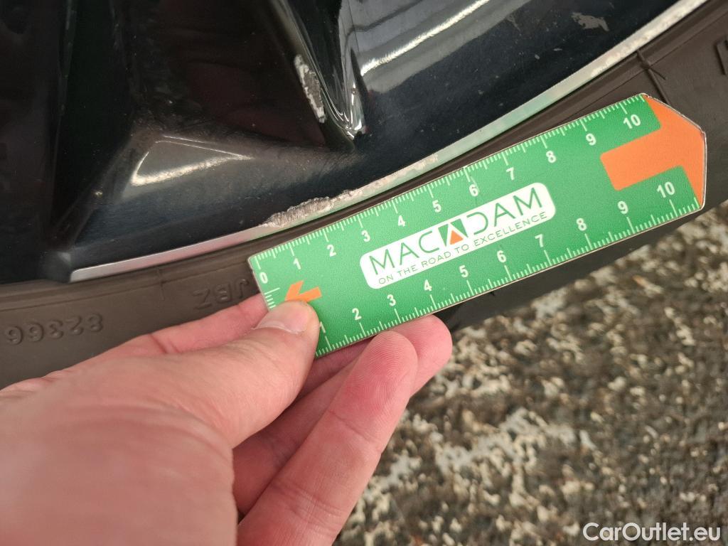  Nissan  Juke NISSAN  / 2019 / 5P / Crossover DIG-T 114 DCT Business+ OPERATION STOCK #8