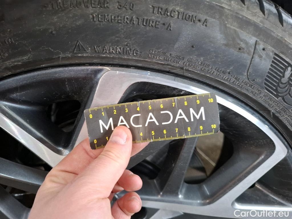  Hyundai  Konna HYUNDAI Kona / 2020 / 5P / SUV 1.6 HYBRID 141 EXECUTIVE HEV #24