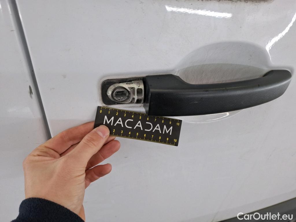  Renault  Master RENAULT  / 2019 / 4P / Fourgon tôlé FG Tr GCF F3500 L2H2 Blue dCi 145 EVIE #52