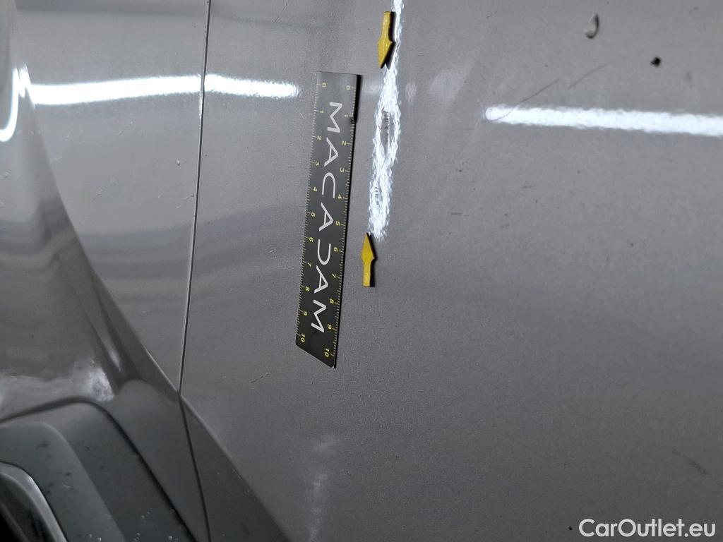  Toyota  C-HR TOYOTA  / 2016 / 5P / SUV 1.8 HYBRIDE 122 DISTINCTIVE #6