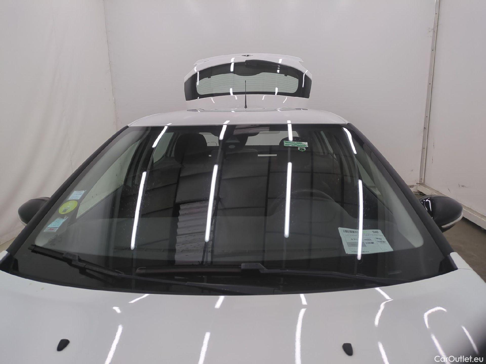  Citroen  C3  Société Feel 1.5 BlueHDI 100CV BVM6 E6dT #6