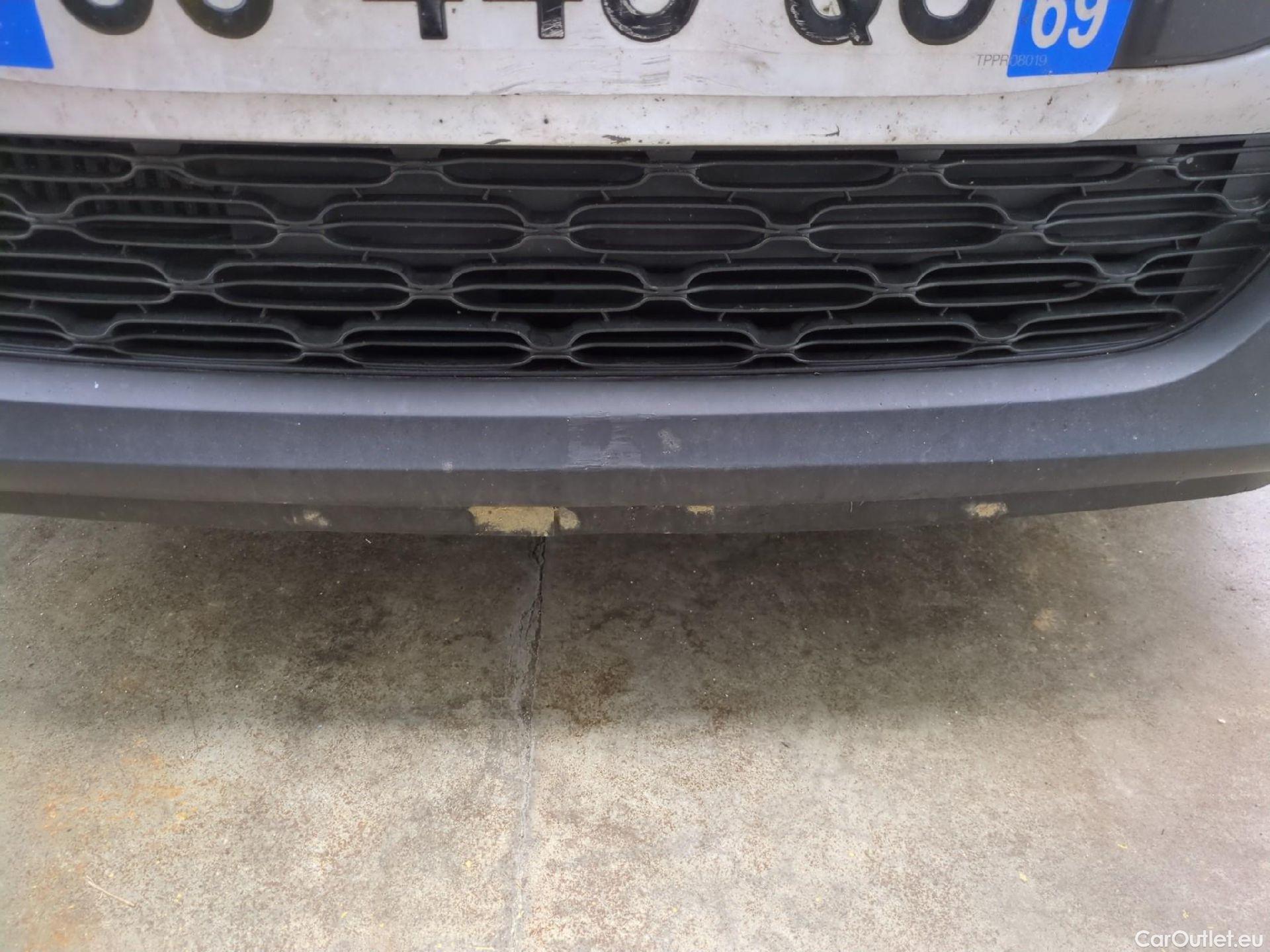  Citroen  C3  Feel Pack 1.2 PureTech 110CV BVM6 E6d #21