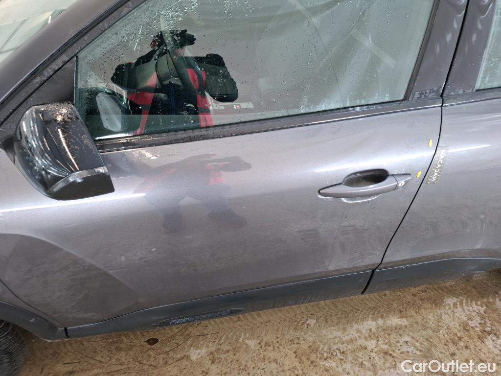  Citroen  C4  Berline Feel Pack 1.2 PureTech 130CV BVA8 6E #1