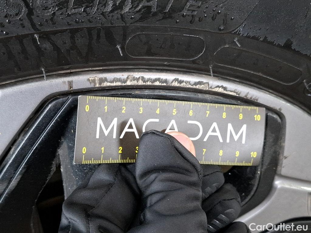  Citroen  C4  Berline Feel Pack 1.2 PureTech 130CV BVA8 6E #5