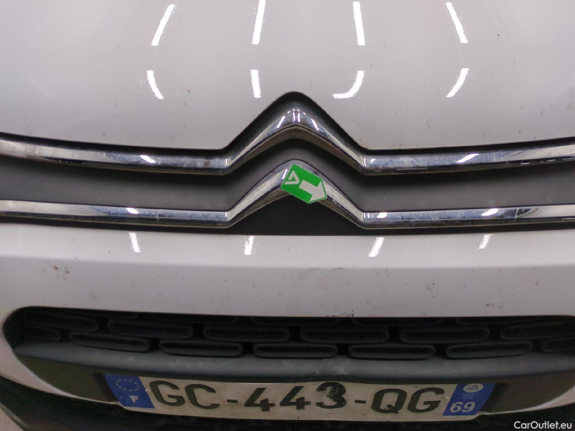  Citroen  C3  Feel Pack 1.2 PureTech 110CV BVM6 E6d #17