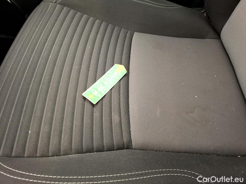  Toyota  Yaris TOYOTA  Hybride 5p Berline 1.5 VVT-I HYBRID France Business #12