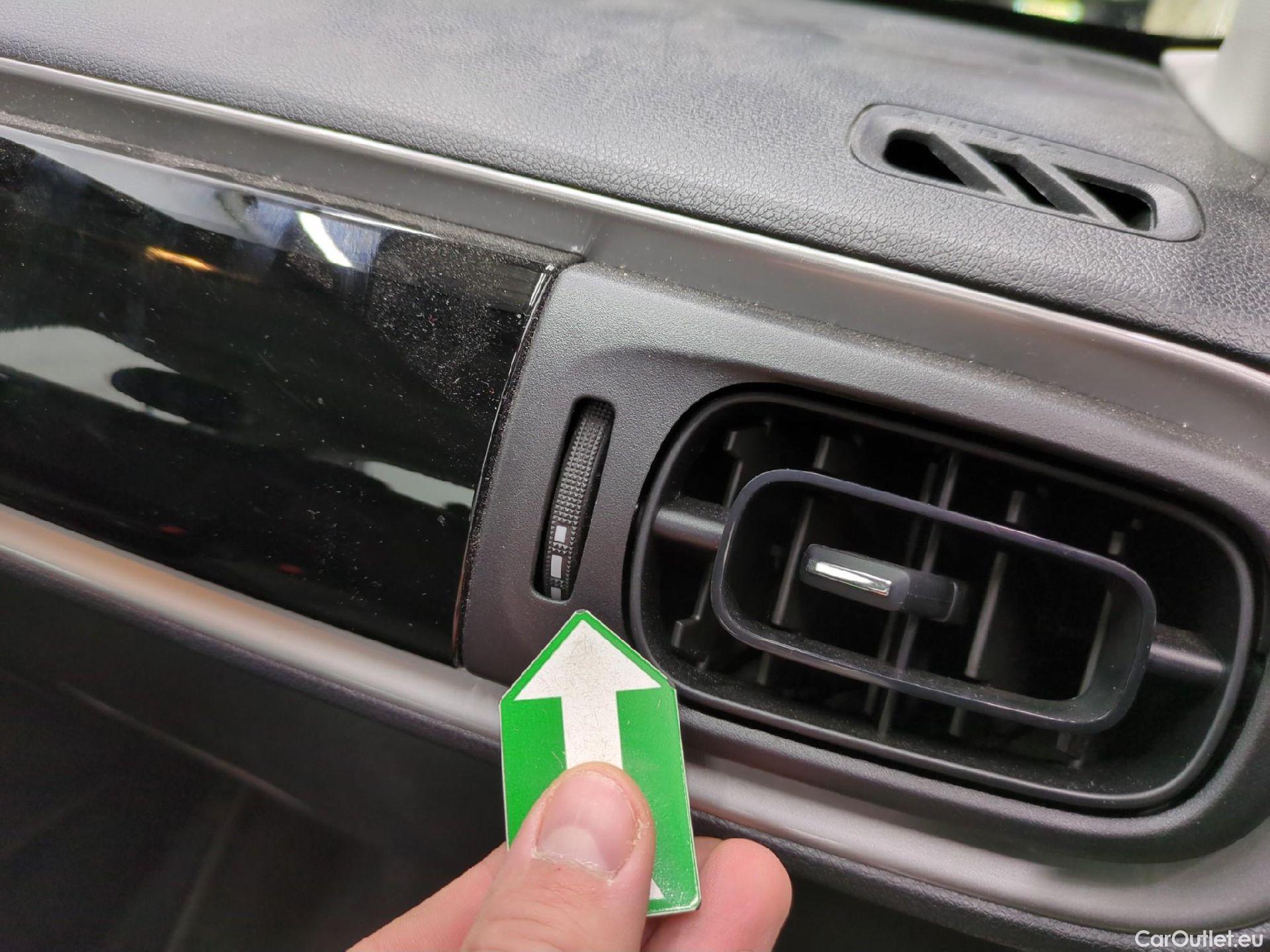  Citroen  C3  Feel Pack 1.2 PureTech 110CV BVM6 E6d #2