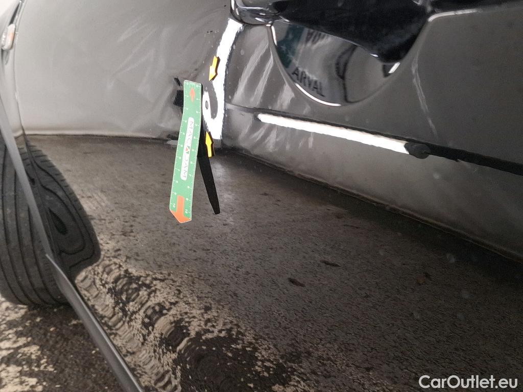  Mini  Cooper MINI Mini / 2014 / 3P / Berline  SE Finition Yours 184 ch BVA #37