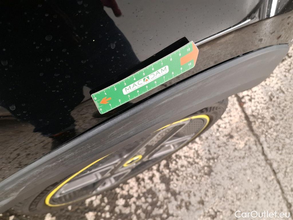  Mini  Cooper MINI Mini / 2014 / 3P / Berline  SE Finition Yours 184 ch BVA #33