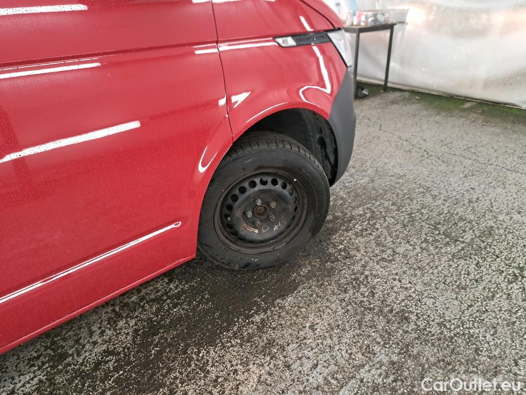  Volkswagen  Transporter VOLKSWAGEN  / 2019 / 4P / Fourgon tôlé 2.0 TDi 150 DSG7 L1H1 Business Line #22