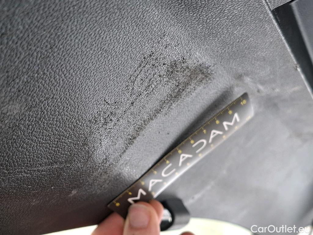  Volkswagen  Golf  VOLKSWAGEN / 2020 / 5P / Berline 1.0 eTSI OPF 110 DSG7 Life Business #14