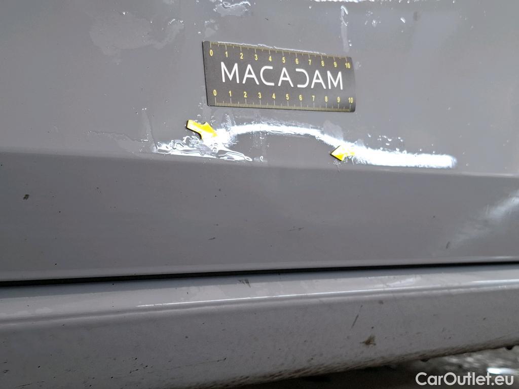  Volkswagen  Golf  VOLKSWAGEN / 2020 / 5P / Berline 1.0 eTSI OPF 110 DSG7 Life Business #2