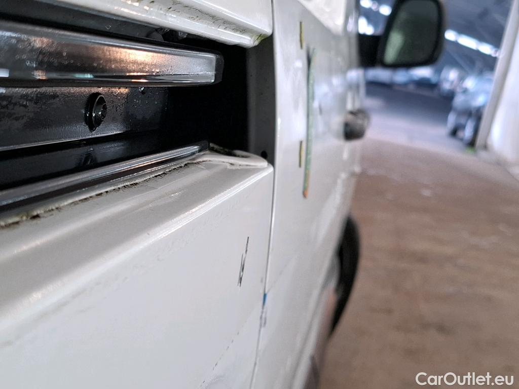  Citroen  Berlingo  Fourgon Club M 650 1.5 BlueHDi 75CV BVM5 E6dT #4