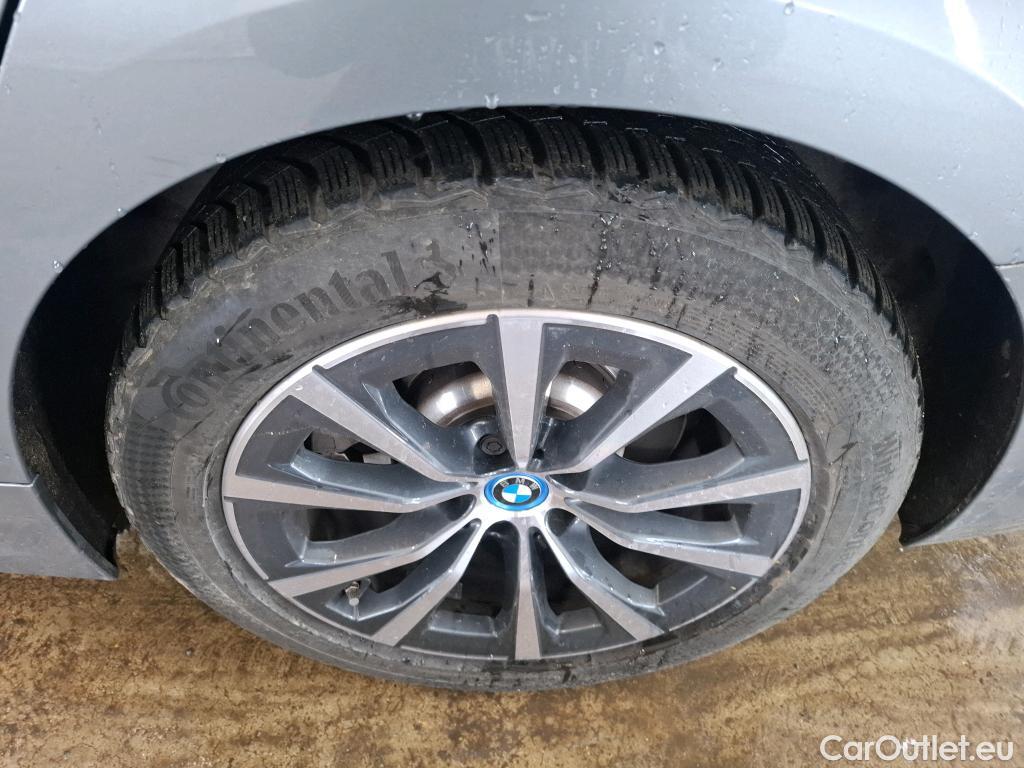  Bmw  Serie 3 BMW Série 3 Touring / 2022 / 5P / Break 320e xDrive 204 Busi Design BVA8 Hybride #24