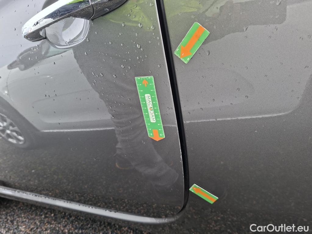  Fiat  500 FIAT   2015 3P Berline Hybrid 1.0 BSG 70 ch Dolcevita #18