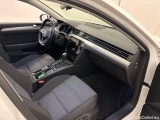  Volkswagen  Passat Variant 2.0 TDI SCR DSG Business Automatic Diesel  66 #6