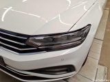  Volkswagen  Passat Variant 2.0 TDI SCR DSG Business Automatic Diesel  75 #31