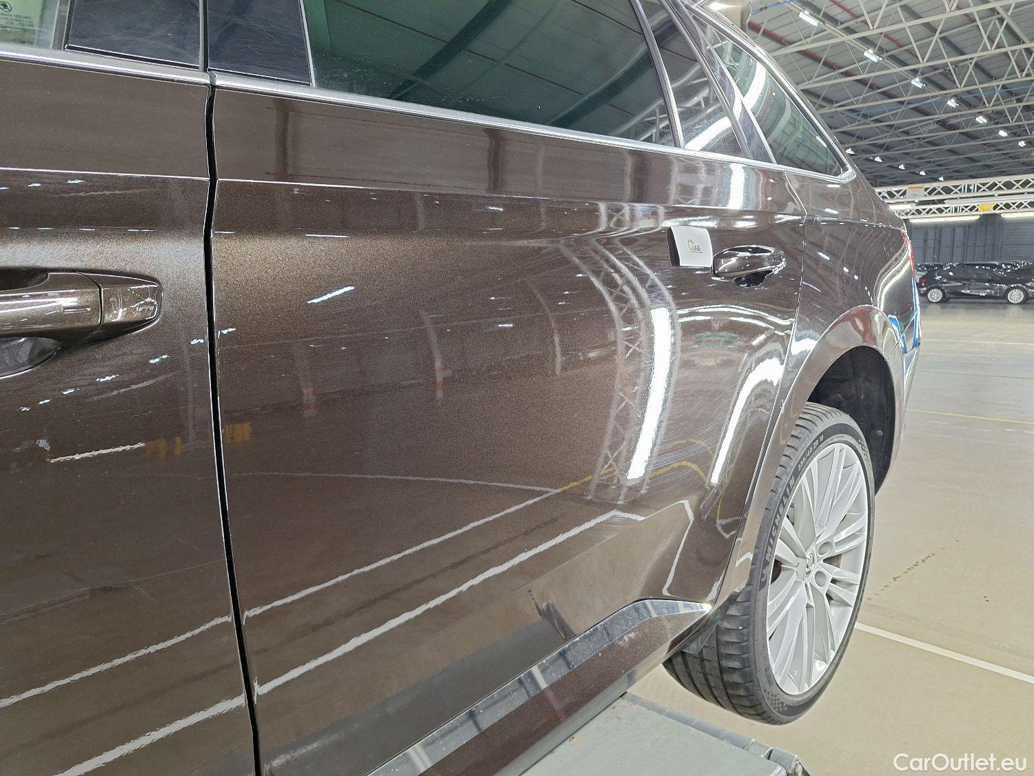  Skoda  Superb Skoda,  Combi FL'19, Skoda  Combi 1.4 TSI iV 160kW DSG6 Style 5d #19