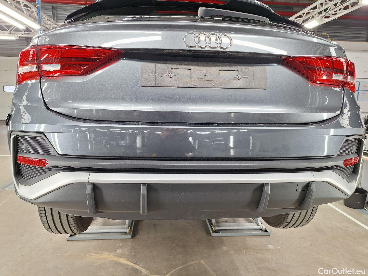  Audi  Q3 Audi,  SB '19 PHEV, Audi  Sportback 45 TFSI e S tronic S Line 5d #14