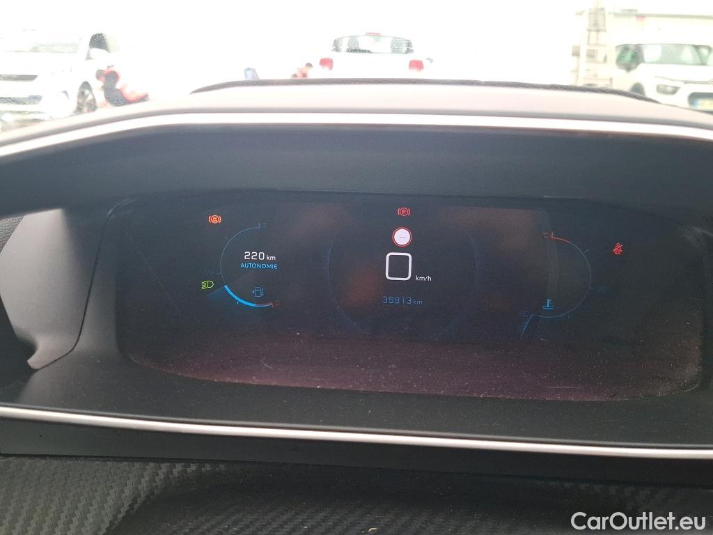  Peugeot  208  Allure Business 1.2 PureTech 100CV BVM6 E6d #22