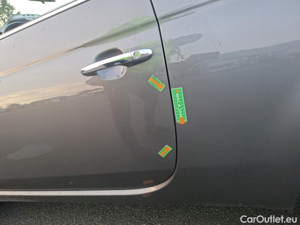  Fiat  500 FIAT   2015 3P Berline Hybrid 1.0 BSG 70 ch Dolcevita #16