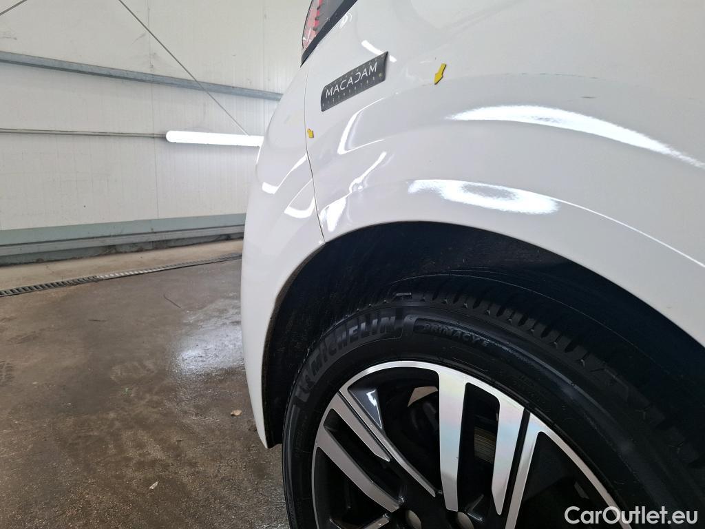  Peugeot  208  Allure Business 1.2 PureTech 100CV BVM6 E6d #2