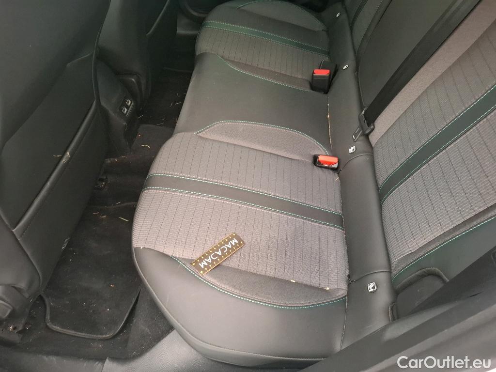  Peugeot  208  Allure Business 1.2 PureTech 100CV BVM6 E6d #20