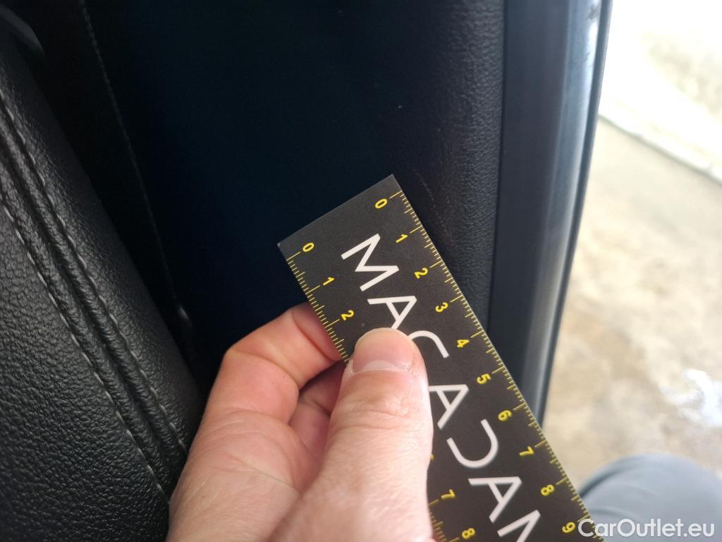  Bmw  Serie 3 BMW Série 3 Touring / 2022 / 5P / Break 320e xDrive 204 Busi Design BVA8 Hybride #19