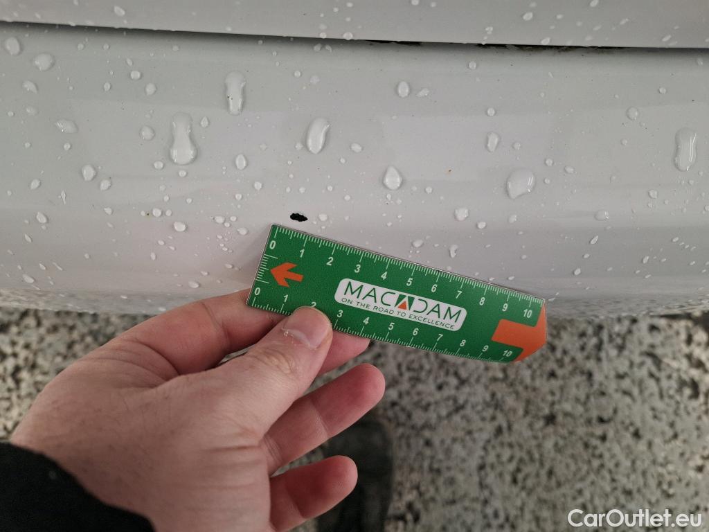  Peugeot  208  Allure Business 1.2 PureTech 110CV BVM6 E6dT #2