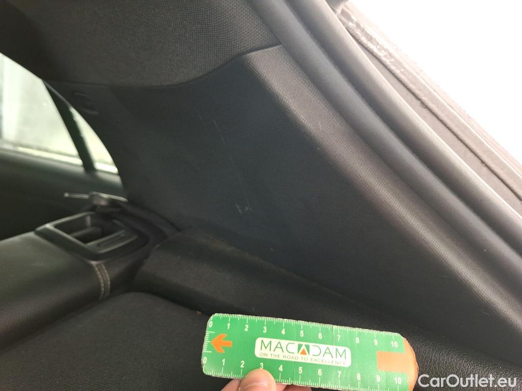  Mercedes  A-Klasse MERCEDES-BENZ Classe A Compact / 2018 / 5P / Berline A 250 e Business Line 8G-DCT #8