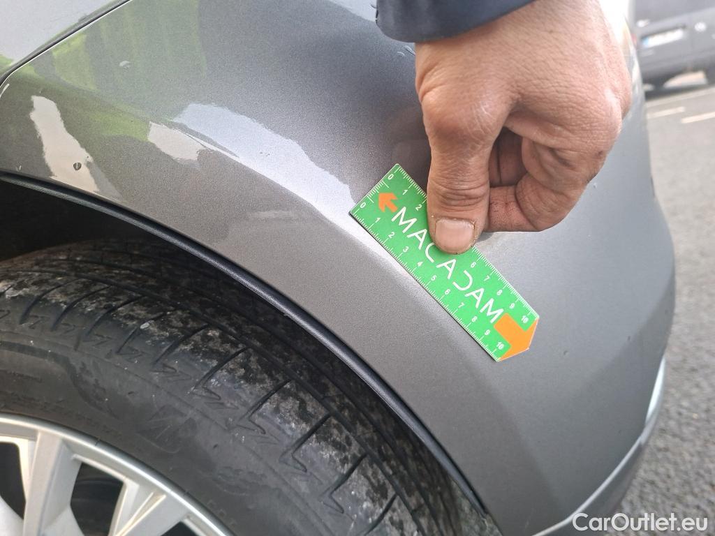  Fiat  500 FIAT   2015 3P Berline Hybrid 1.0 BSG 70 ch Dolcevita #31