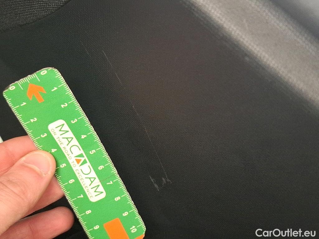  Mercedes  A-Klasse MERCEDES-BENZ Classe A Compact / 2018 / 5P / Berline A 250 e Business Line 8G-DCT #9