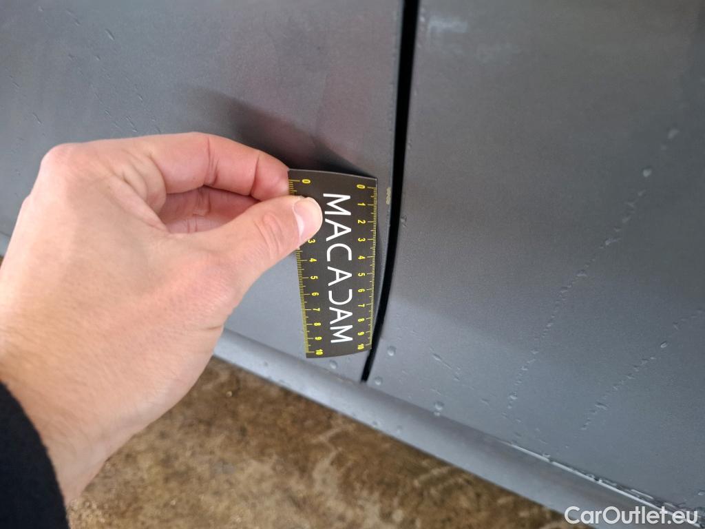  Bmw  Serie 3 BMW Série 3 Touring / 2022 / 5P / Break 320e xDrive 204 Busi Design BVA8 Hybride #35