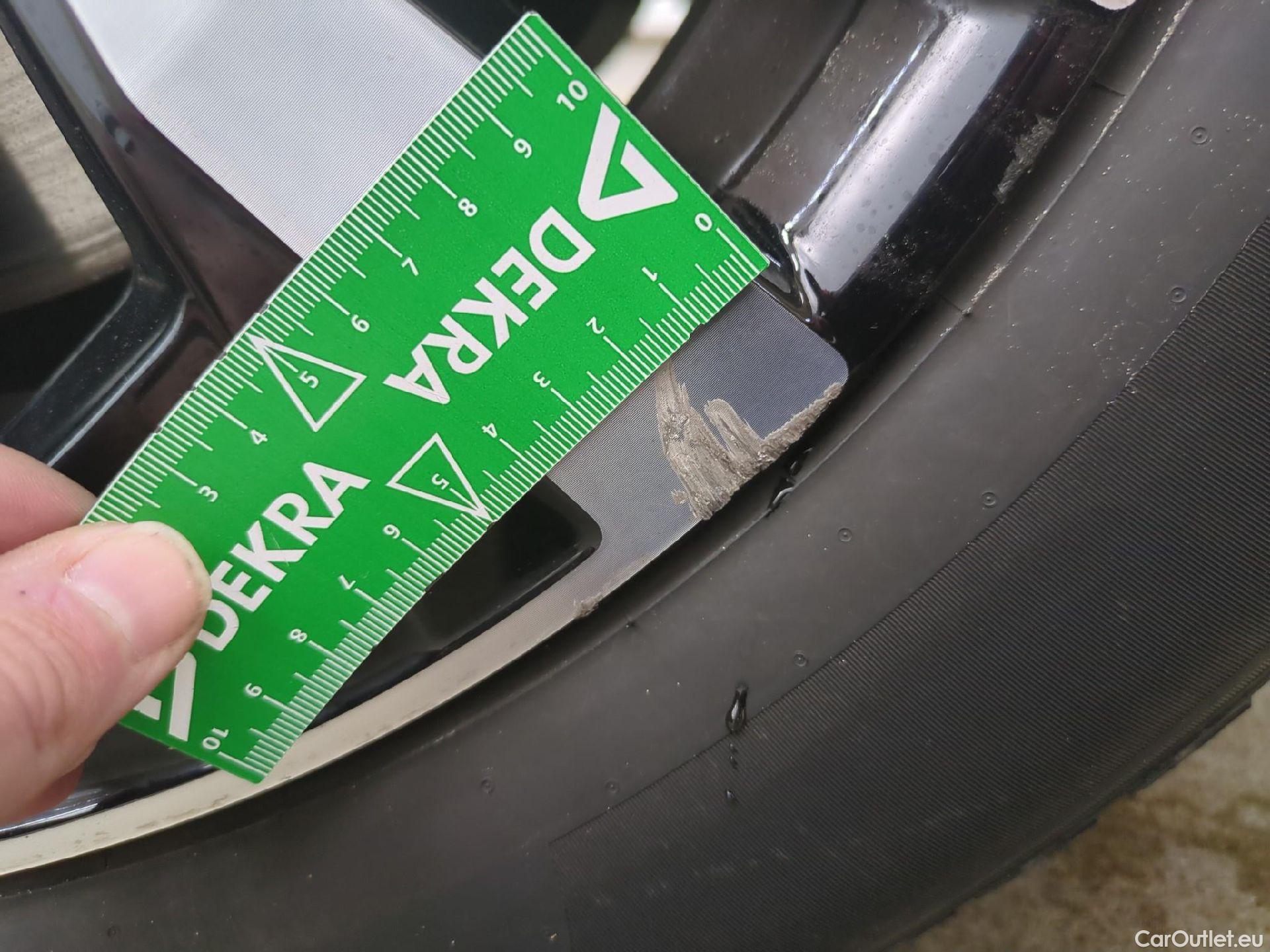  Volvo  XC60 VOLVO  / 2021 / 5P / SUV Recharge T6 350 Geartronic 8 Start #11