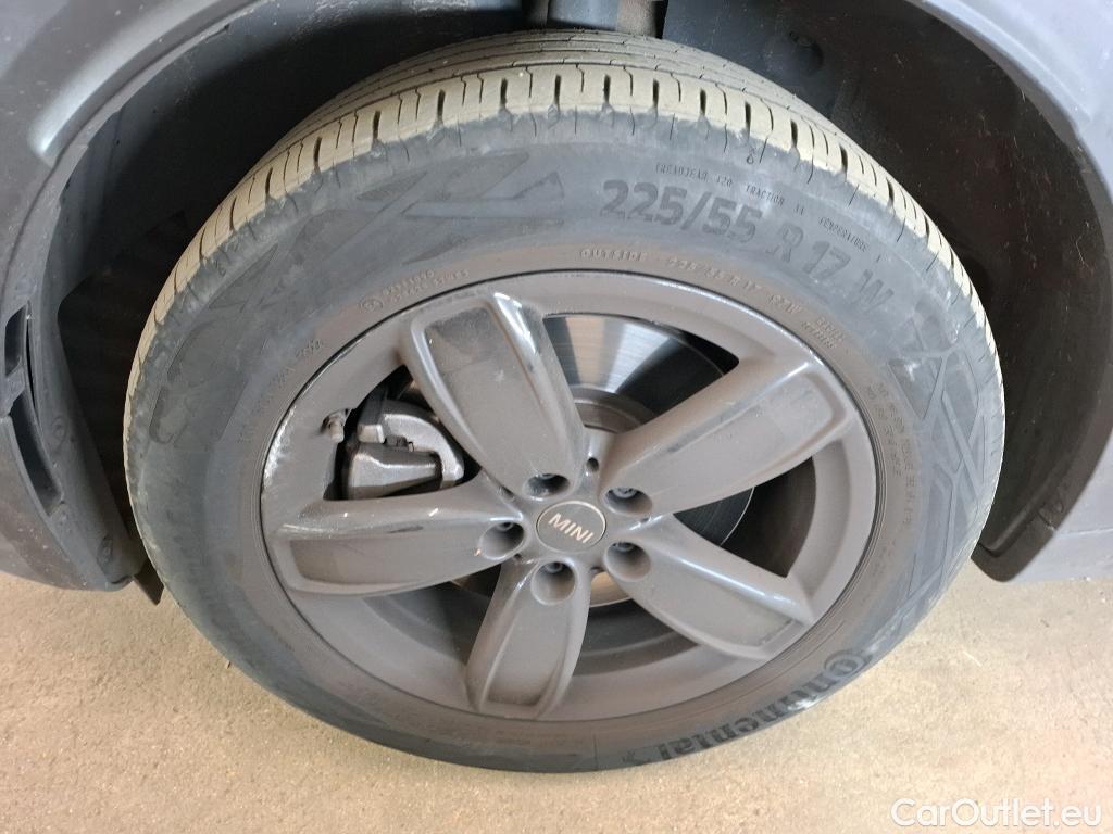  Mini  Countryman MINI  / 2020 / 5P / Crossover Cooper SE ALL4 Essential 125+95ch BVA6 #28