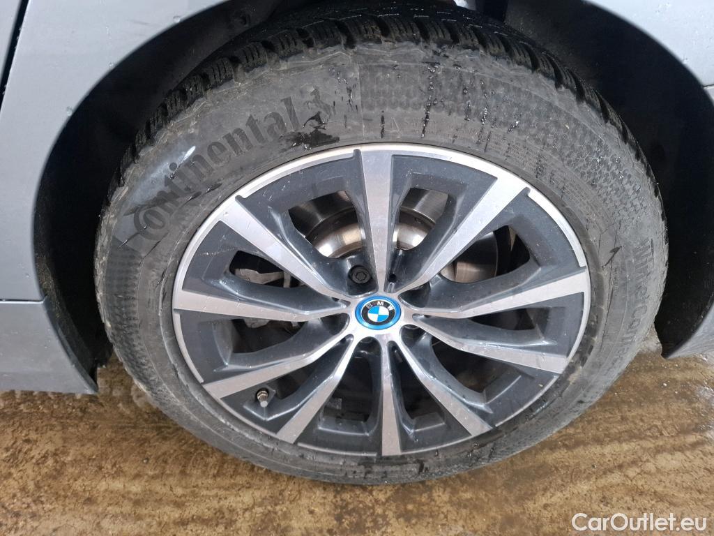  Bmw  Serie 3 BMW Série 3 Touring / 2022 / 5P / Break 320e xDrive 204 Busi Design BVA8 Hybride #25